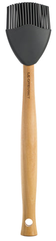 Le Creuset basting brush bristles detail shows easy-spread design for neat glazing