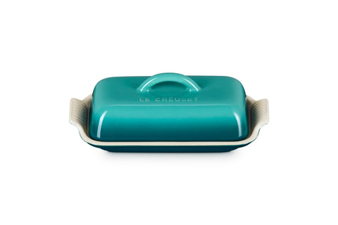 Le Creuset front view of Riviera butter dish showing sleek shape and easy-access benefit