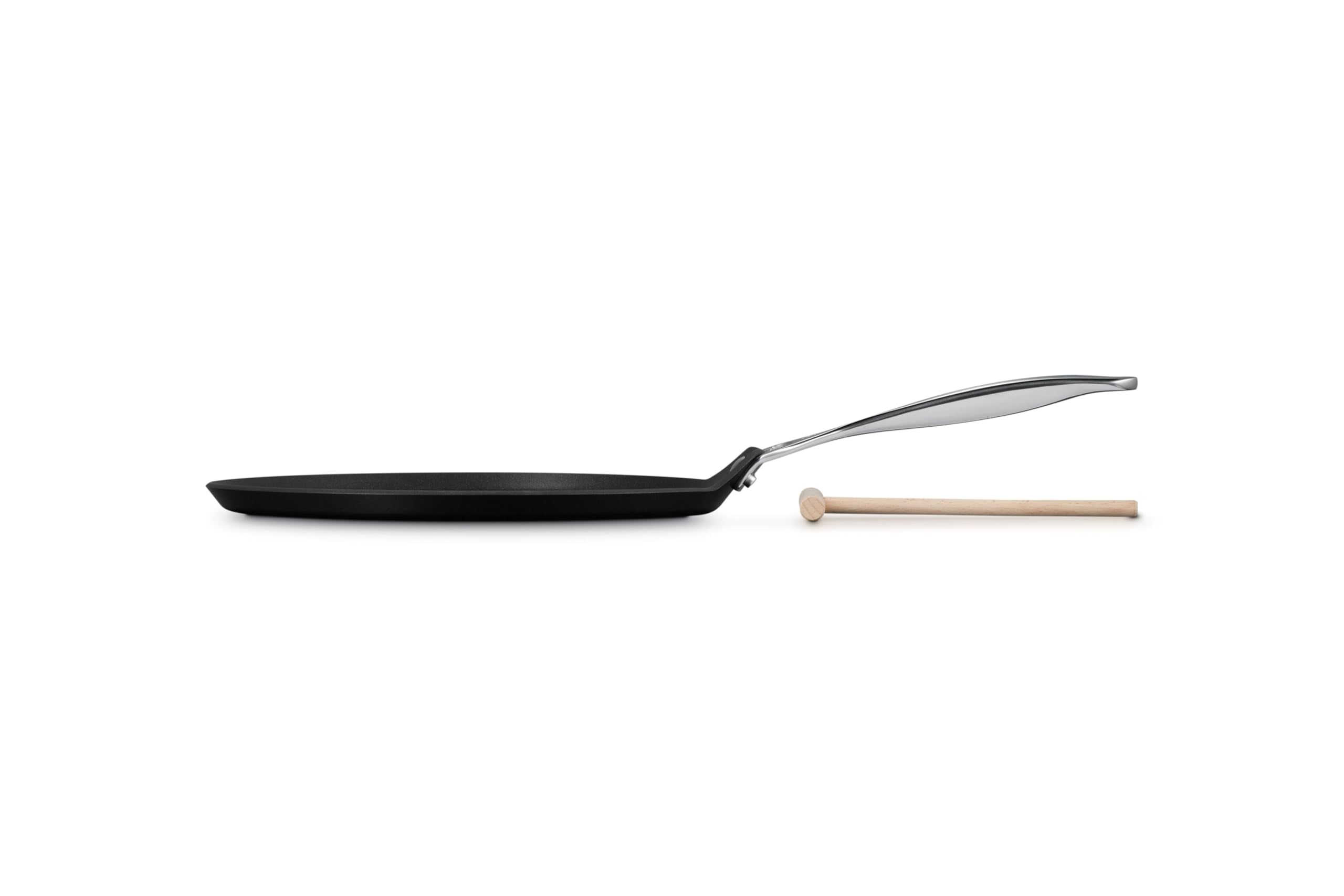 Le Creuset stay-cool handle detail for comfortable secure grip