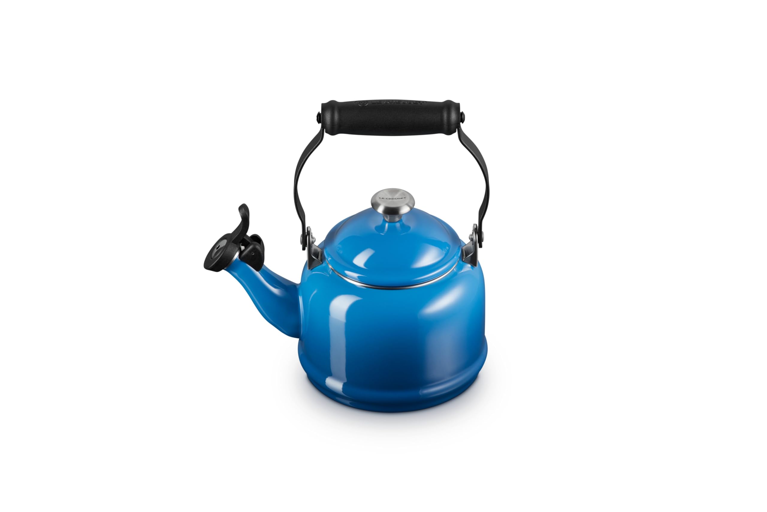 Le Creuset demi kettle front view in Marseille showing compact design and color