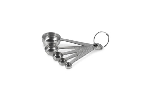 Le Creuset front view of the five-piece measuring spoons showing full set and sizes