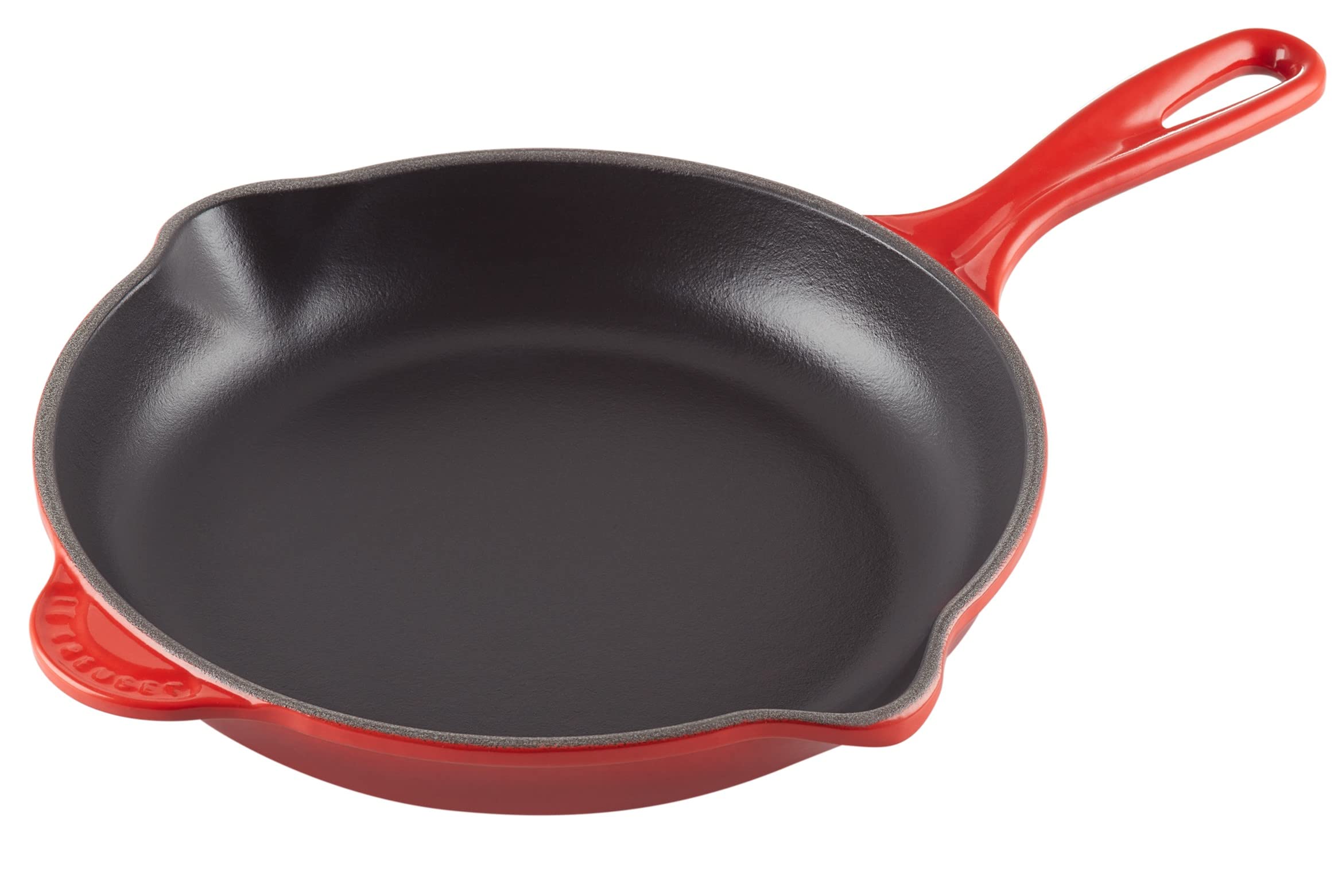 Le Creuset front view showing cerise finish and handle for durable cookware appeal