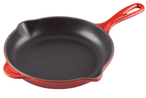 Le Creuset front view showing cerise finish and handle for durable cookware appeal
