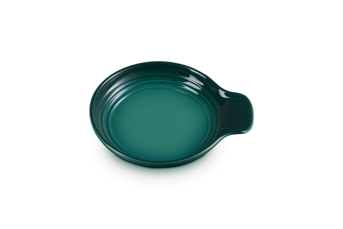 Le Creuset spoon rest front view in Artichaut showing compact design and tidy benefit