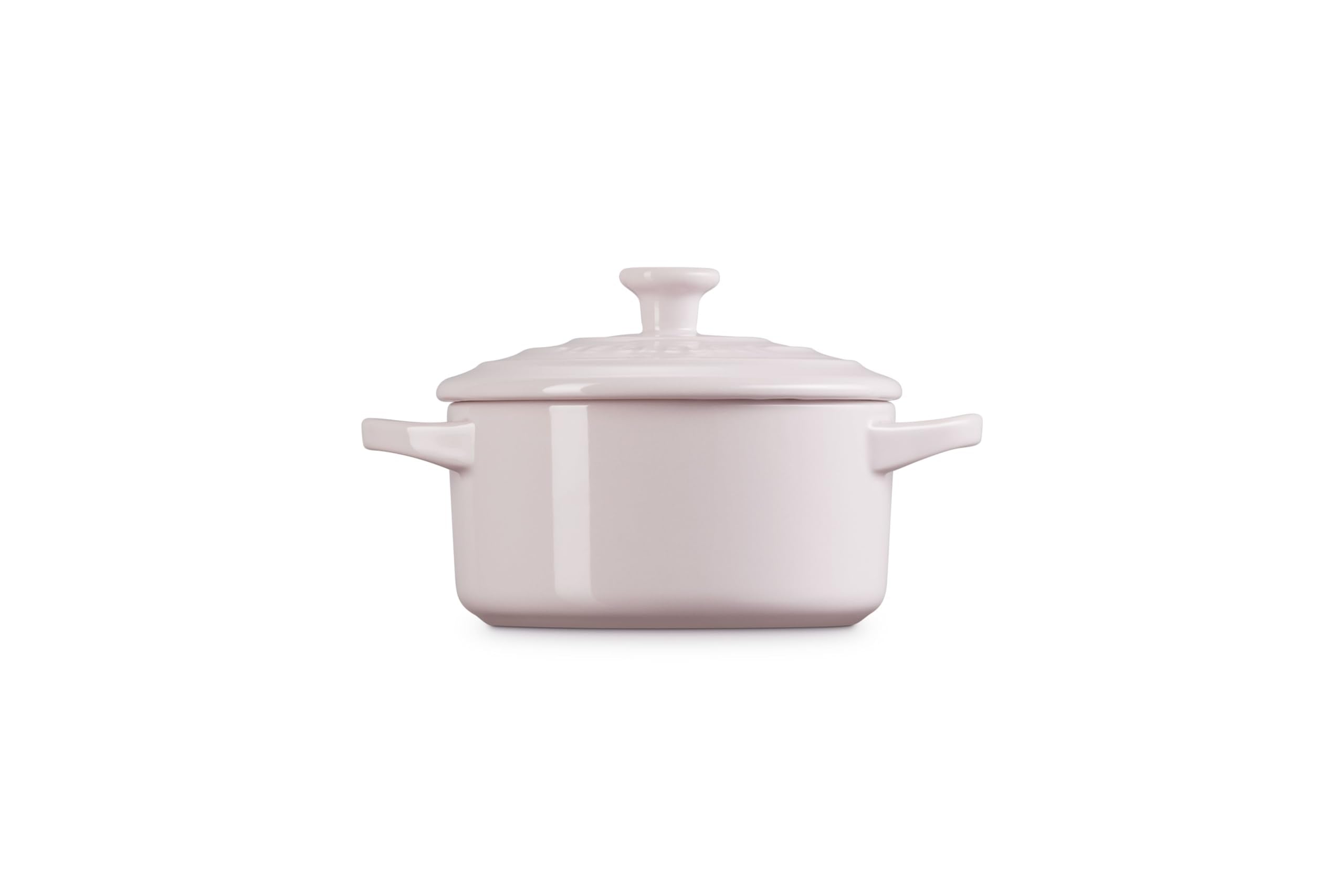 Le Creuset close-up of stoneware glaze highlighting smooth finish and durability