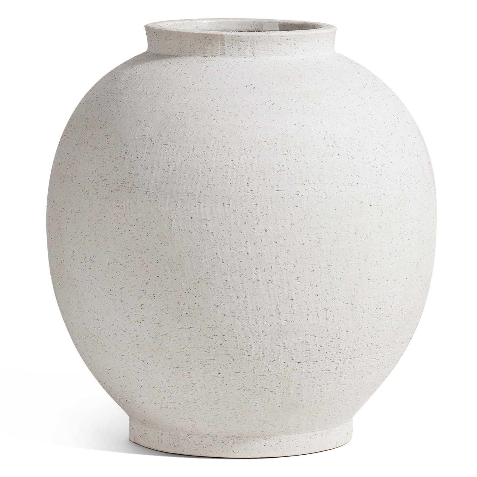LE TAUCI GARDEN vase on mantel conveys versatile farmhouse styling advantage