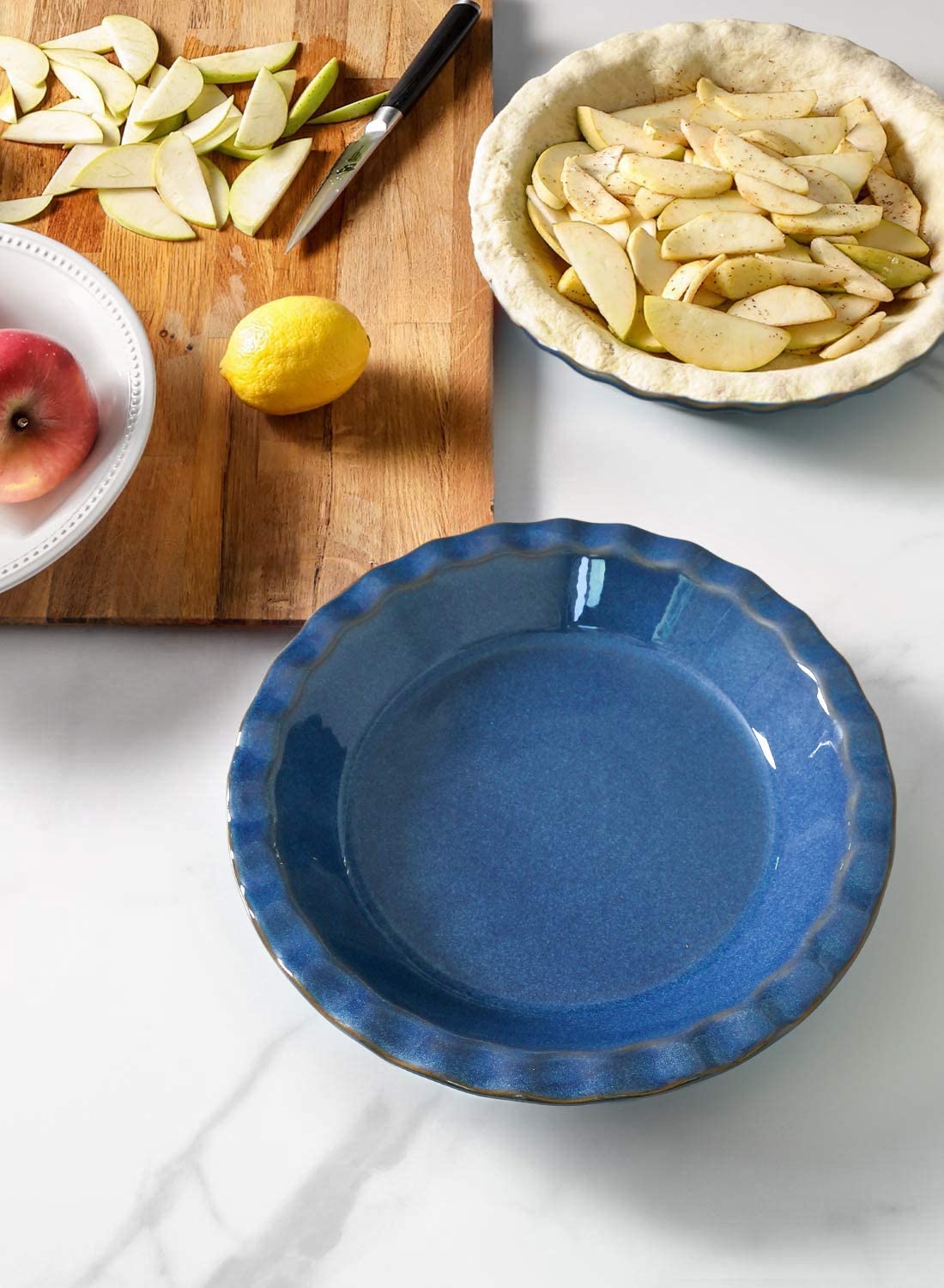 LE TAUCI pie dish inside oven demonstrating oven-safe porcelain performance