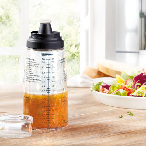 Leifheit bottle with printed recipes and measurements for quick homemade dressings
