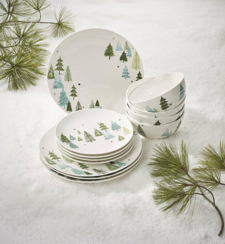 Lenox table setting with Balsam Lane for a holiday place setting