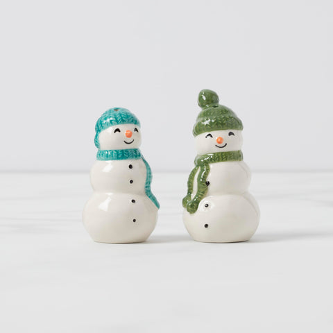Lenox snowman close-up of earthenware texture highlighting craftsmanship benefit