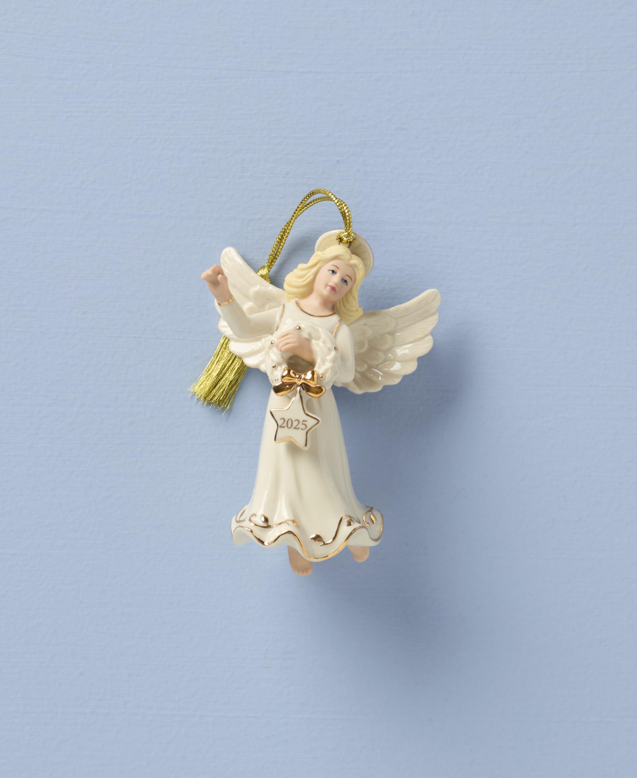 Lenox close-up of 24k gold accents highlighting craftsmanship benefit: luminous detail