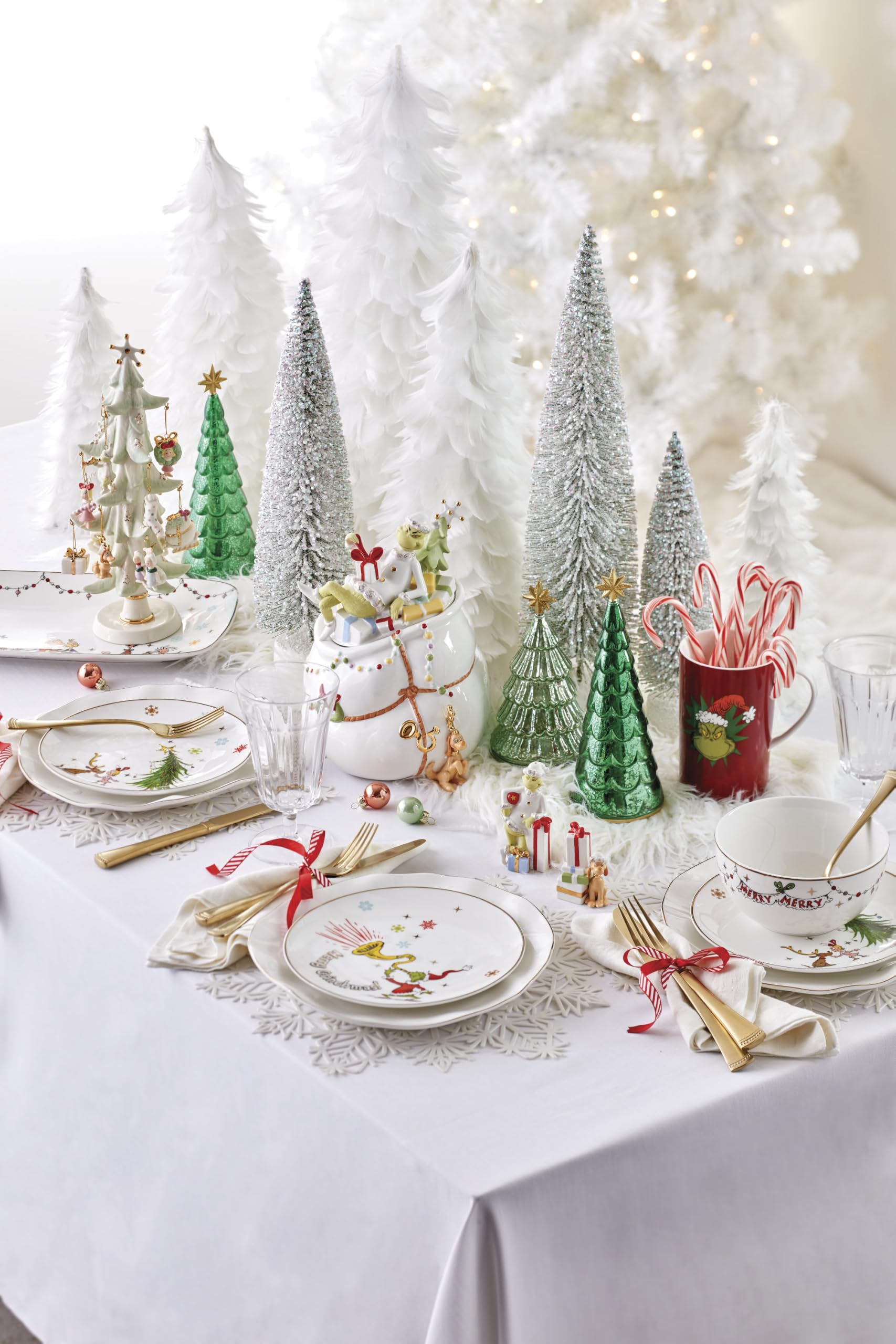 Lenox Grinch material label close-up showing Lenox bone china quality