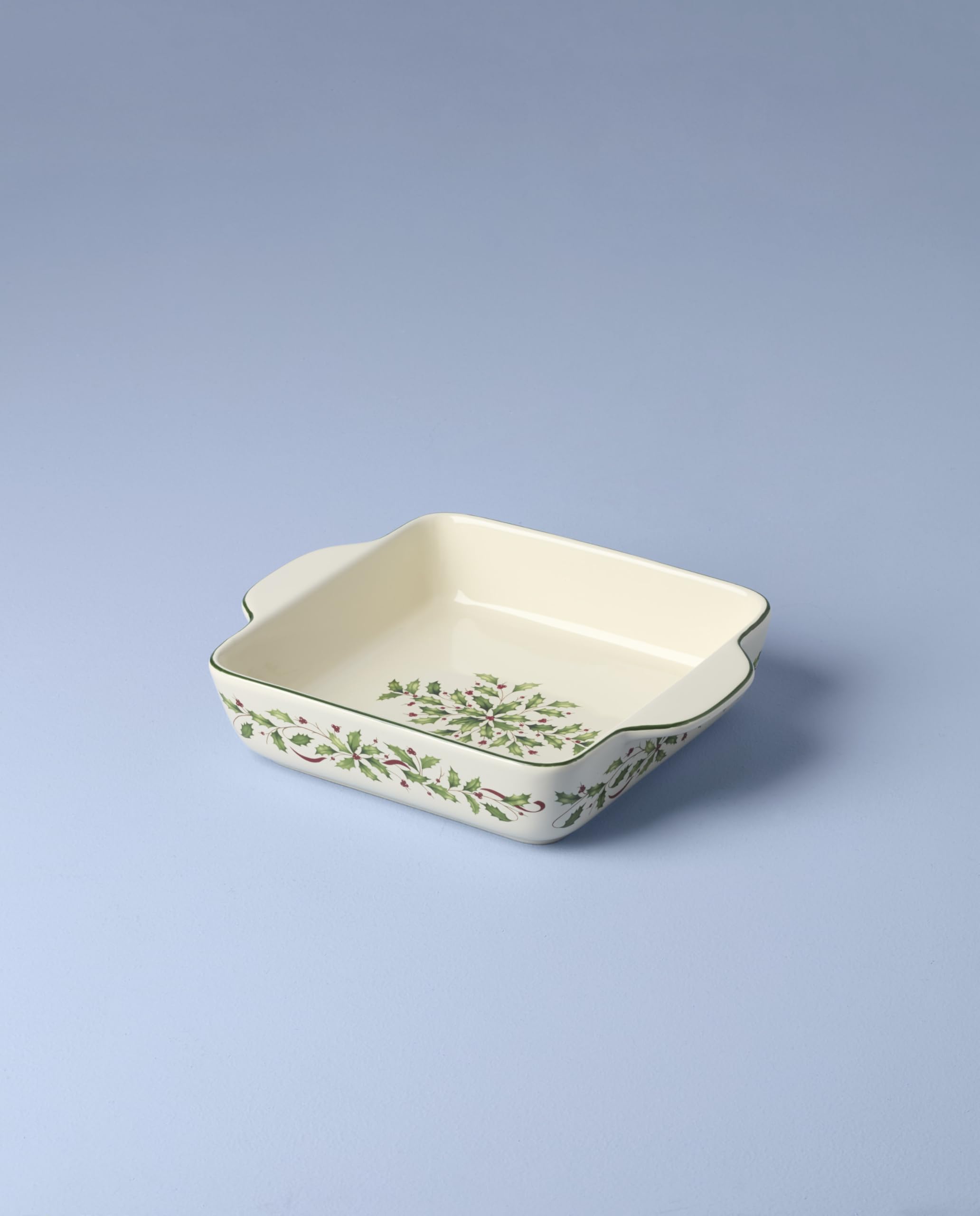 Lenox detail of stoneware glaze and texture demonstrating even-heating surface benefit