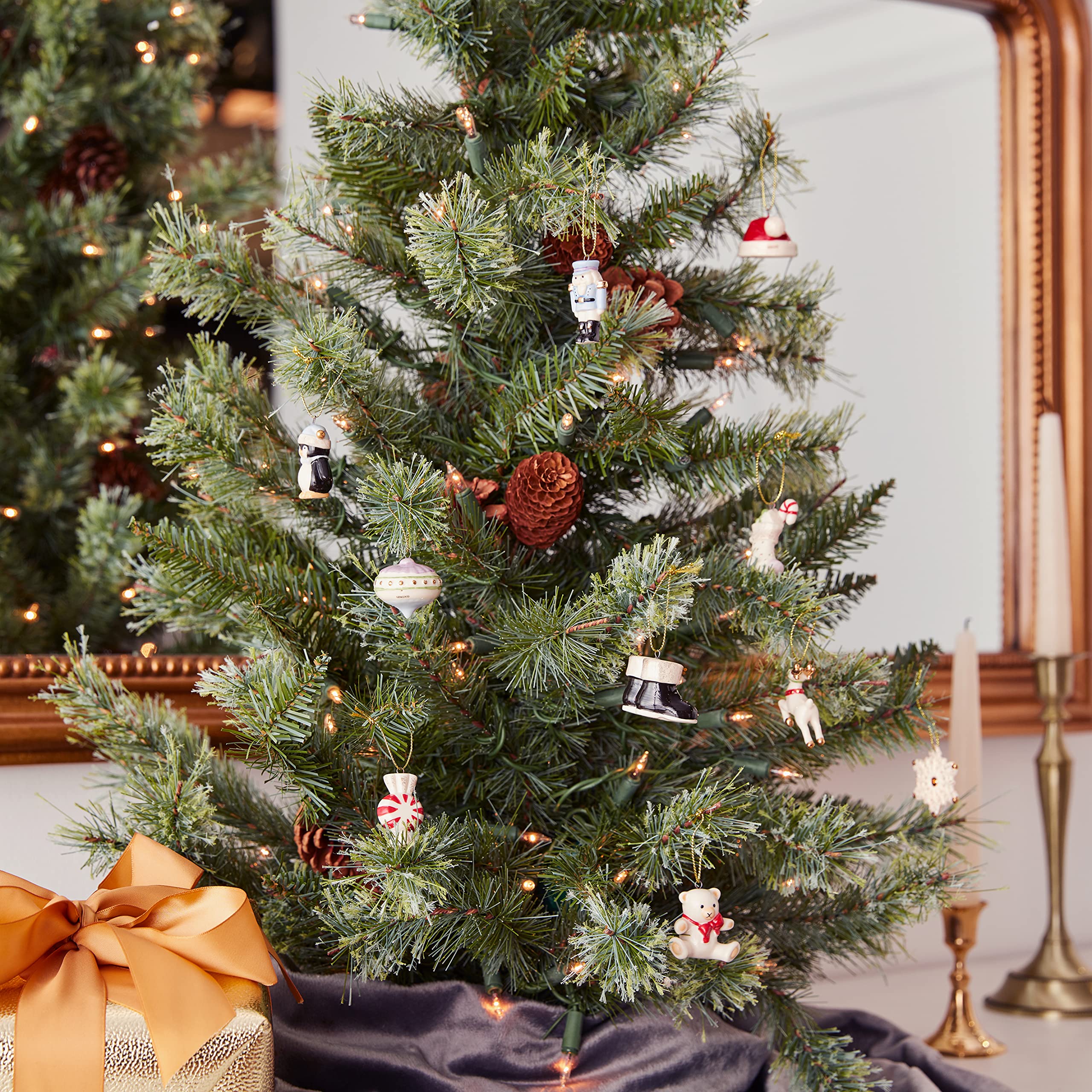 Lenox close-up of hand-painted holly and 24K gold accent highlighting craftsmanship and shine