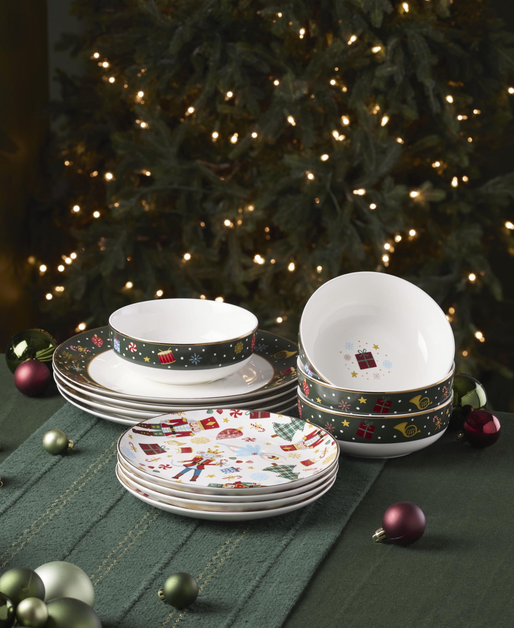 Lenox accent plate pattern showing peppermint motif and whimsical characters