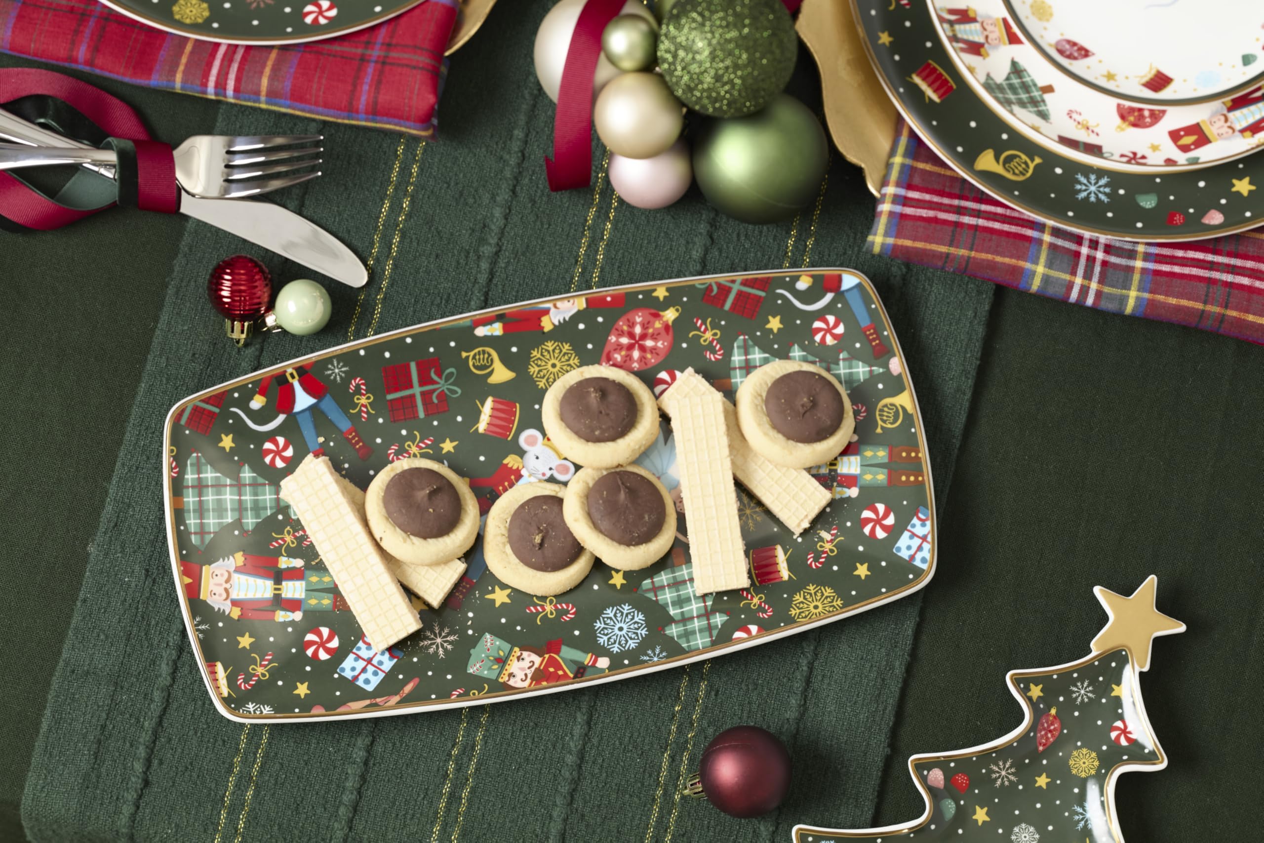 Lenox tray in use with hors d'oeuvres demonstrating easy serving and party readiness benefit