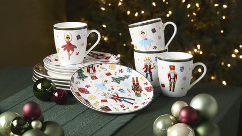 Lenox dinner plate detail with gold trim highlighting elegant holiday accents