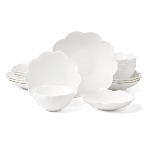 Lenox Studio 1414 front packaging showing complete 16-piece set and clarity
