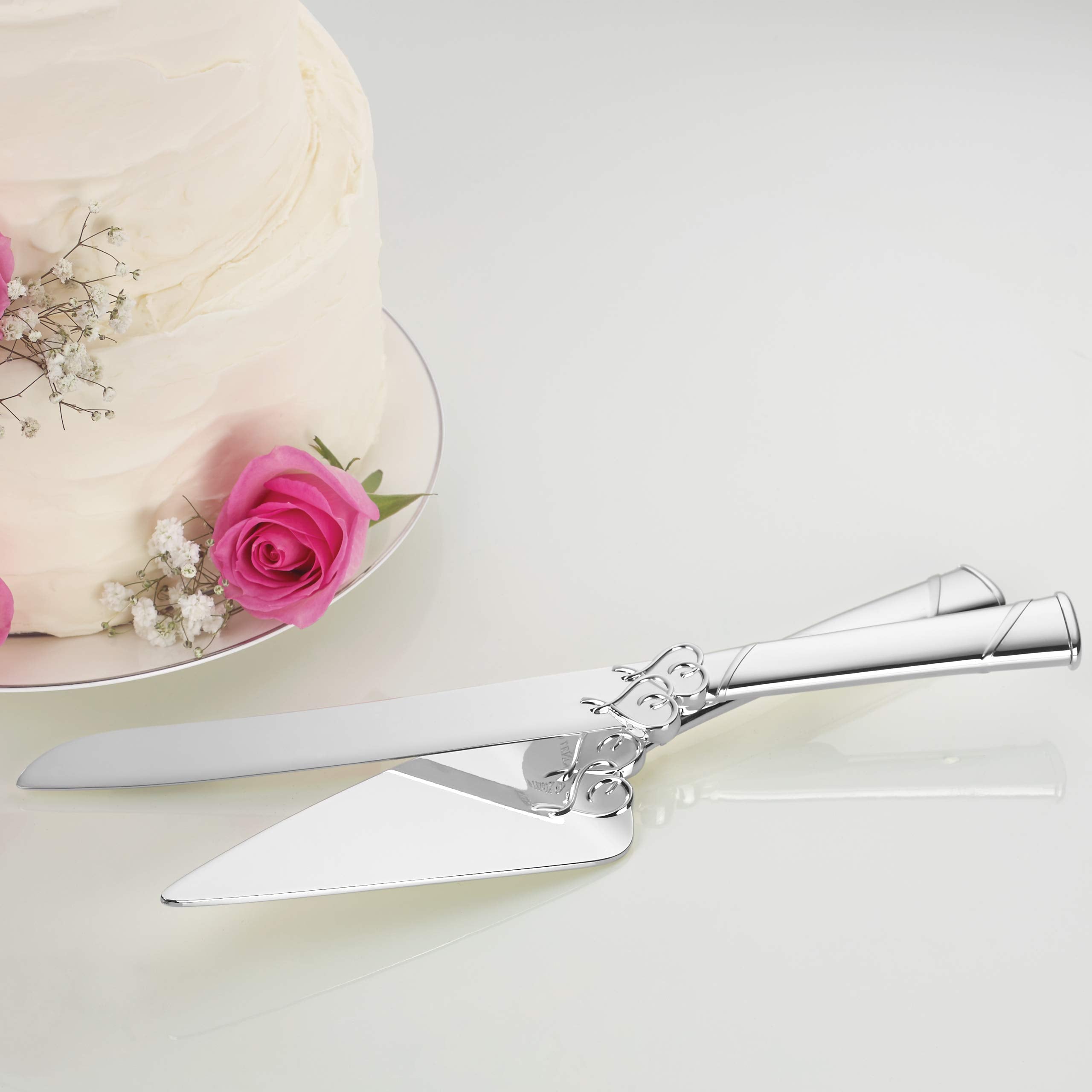 Lenox True Love server blade detail showing polished edge and support