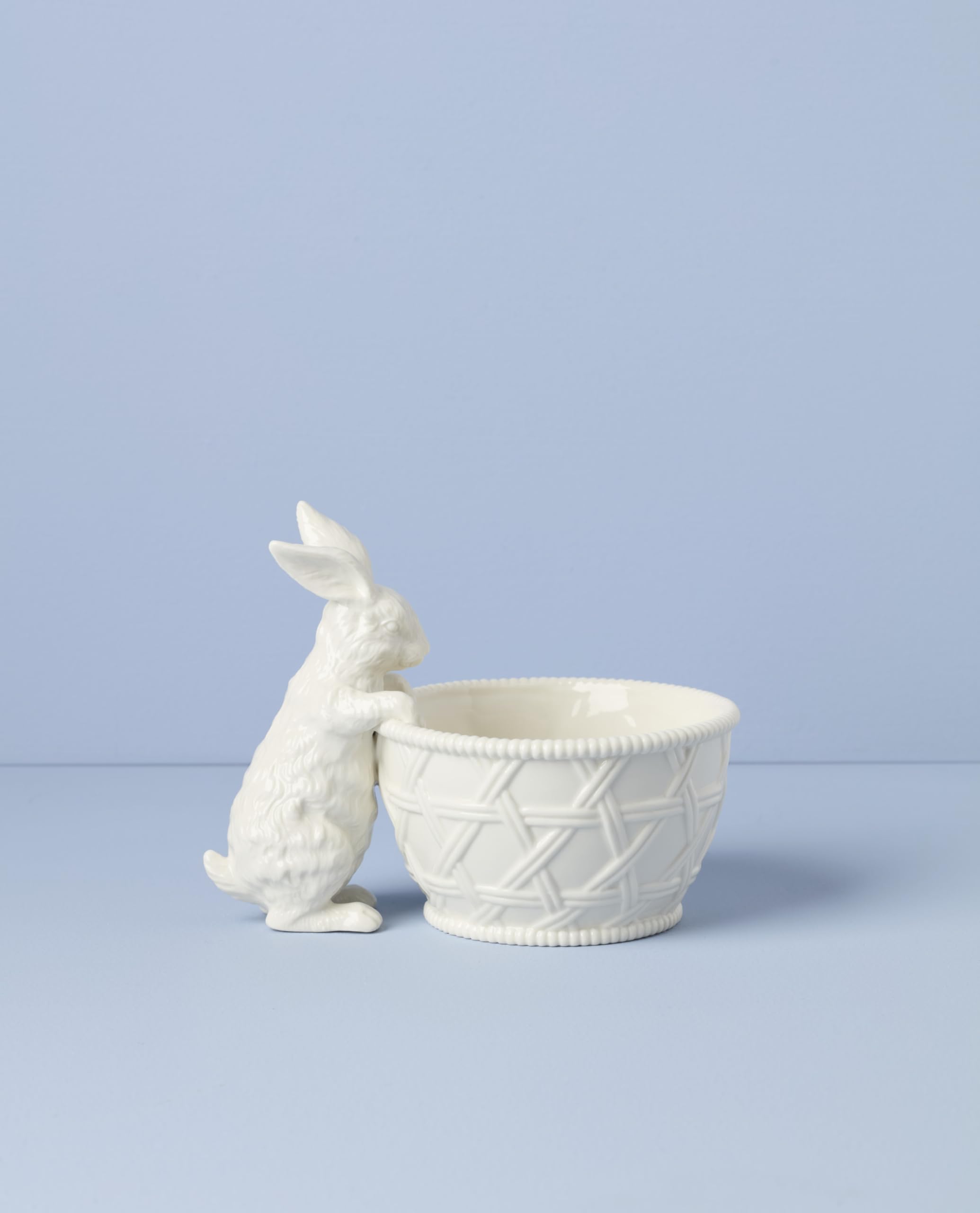 Lenox Wicker Creek Bunny top-open view displaying interior space for candies