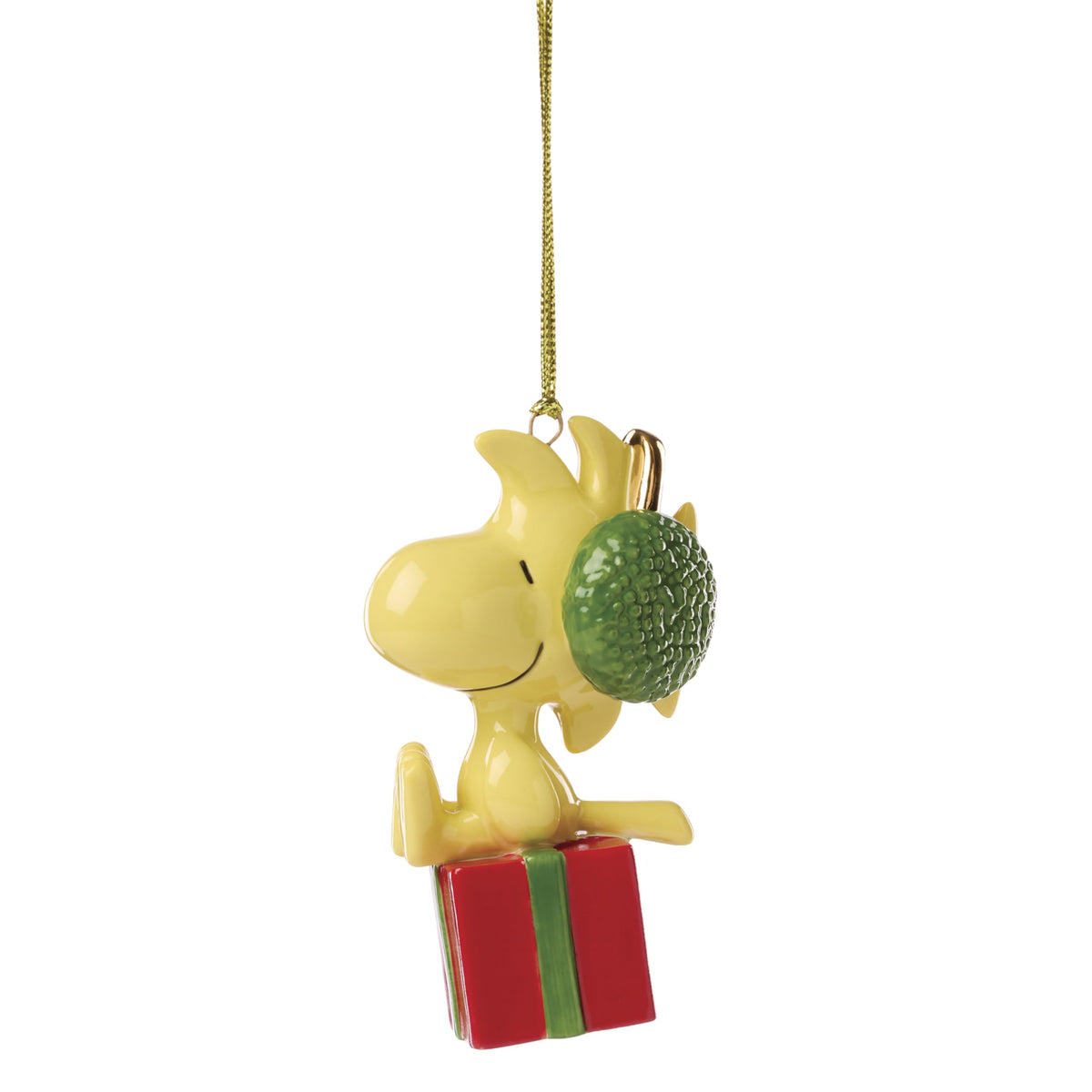 Lenox Woodstock front view showing cheerful yellow porcelain and hanging benefit