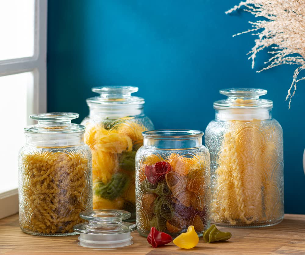 Le'raze arranged on pantry shelf illustrating efficient multi-jar storage benefit