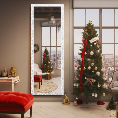 LFT HUIMEI2Y engraved white frame close-up highlighting decorative finish