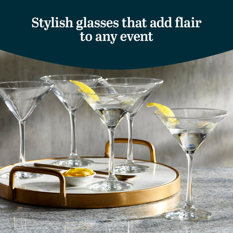 Libbey close-up triangular bowl highlighting clarity and garnish visibility