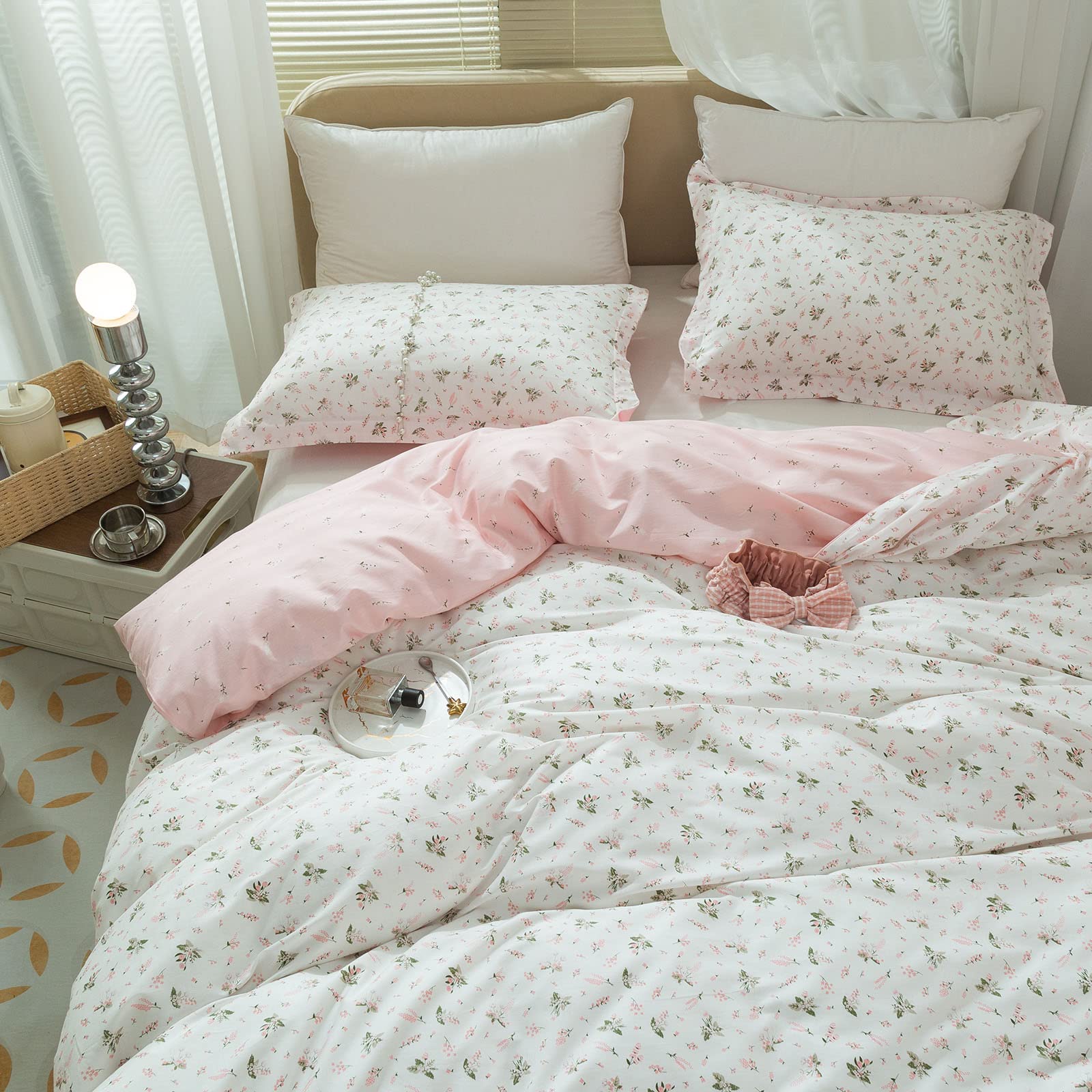 LifeTB duvet cover front view showing pink floral design and neat fit