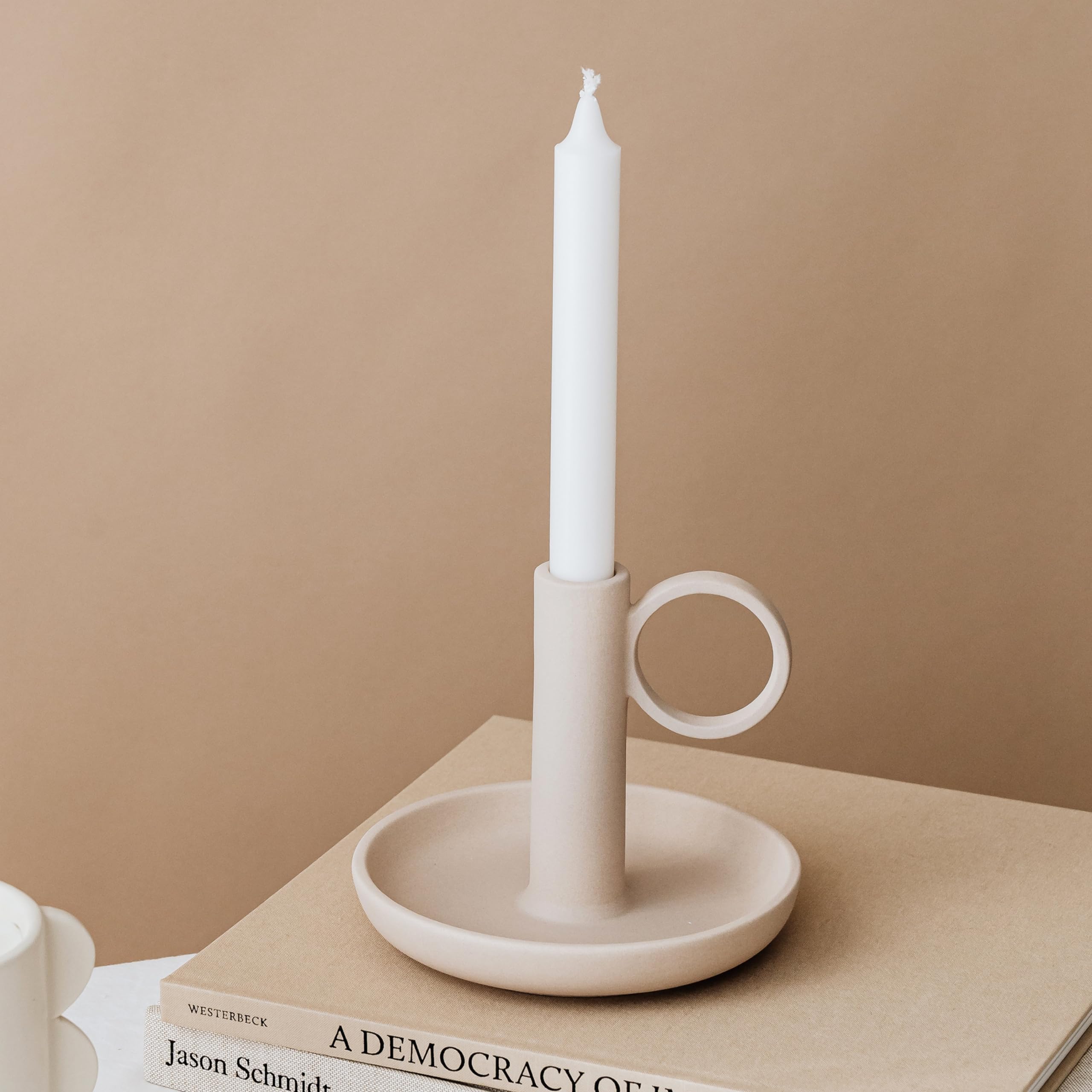 Light In The Dark pack label close-up listing burn time and unscented features