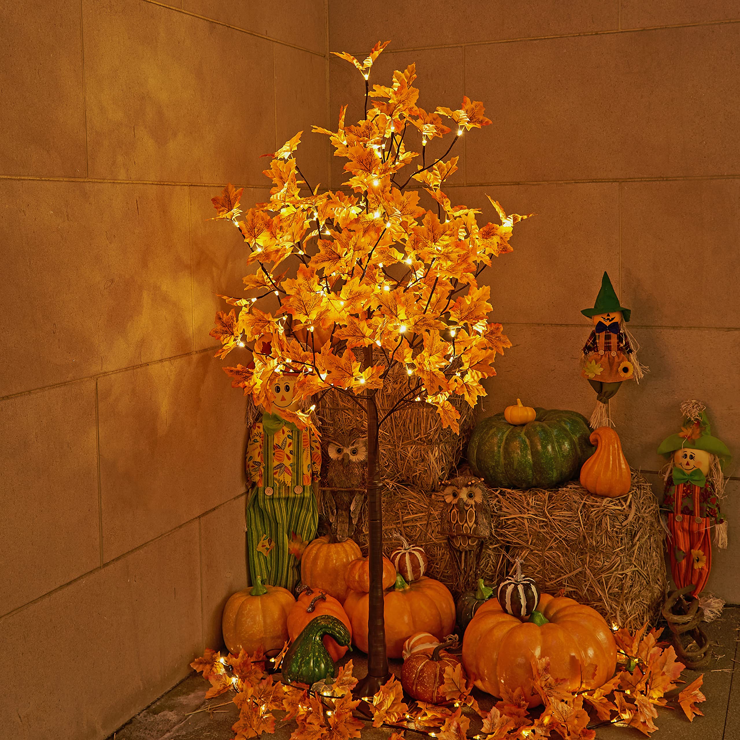 LIGHTSHARE tree trunk close-up showing brown texture and durable finish for realism