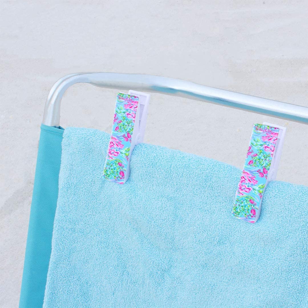 Lilly Pulitzer close-up of water-resistant vinyl texture demonstrating leak protection
