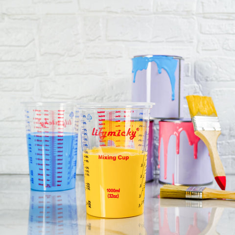Lilymicky pouring mixed resin from cup with splash-free control