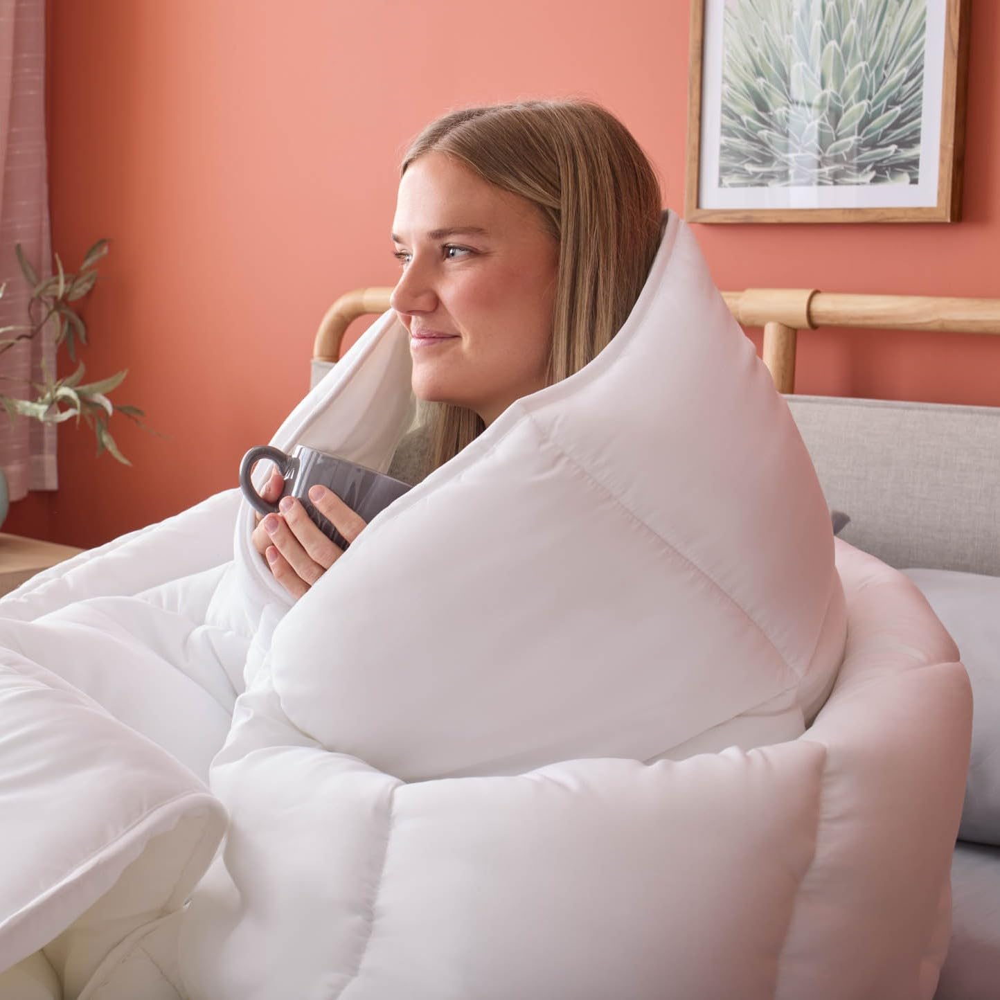 Linenspa soft microfiber fill loft close-up illustrating plush down-alternative comfort