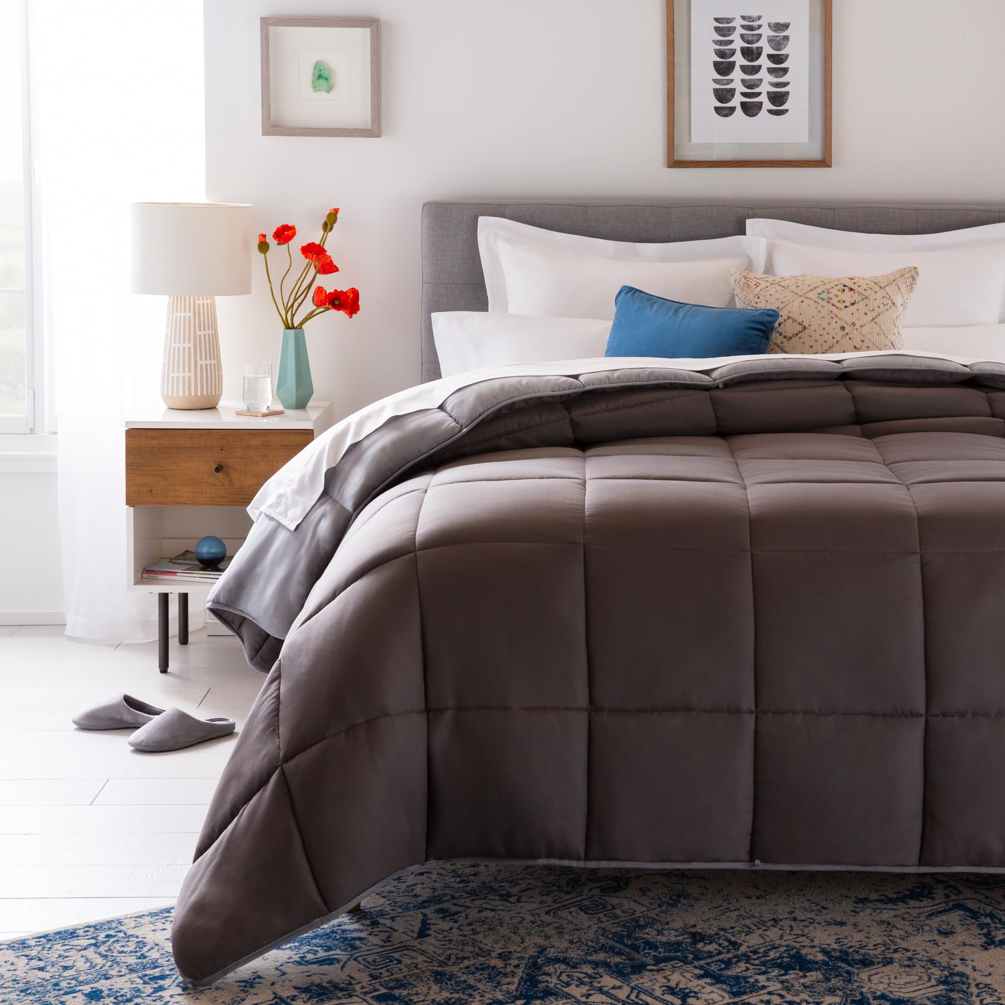 Linenspa sewn duvet loops detail ensures secure attachment and no shifting