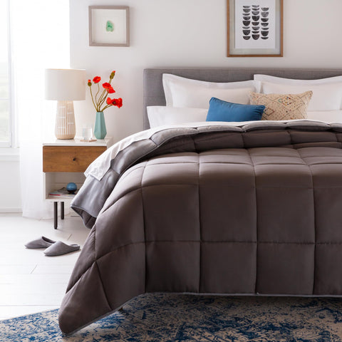 Linenspa sewn duvet loops detail ensures secure attachment and no shifting