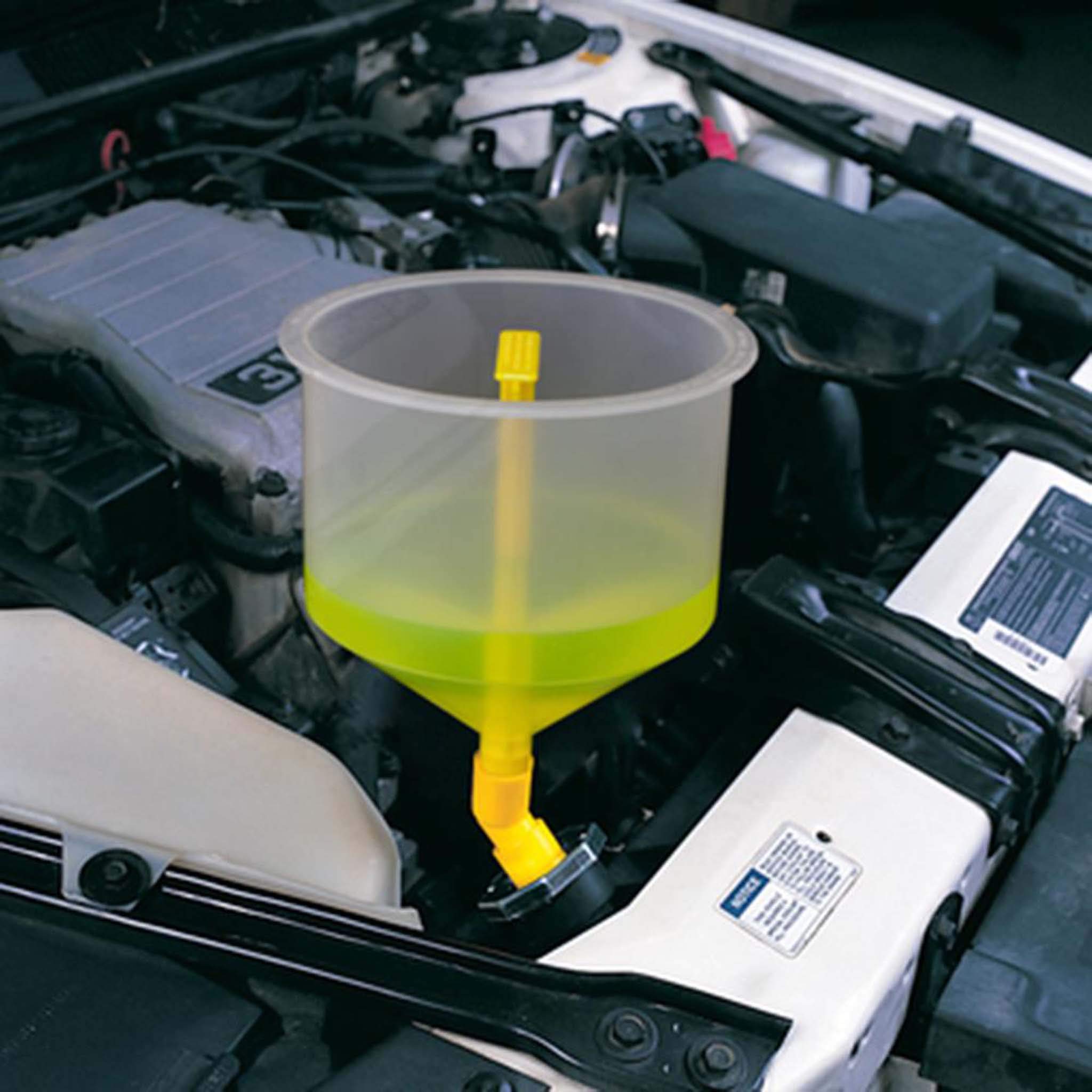 Lisle E-adapter detail for Ford surge-tank compatibility benefit