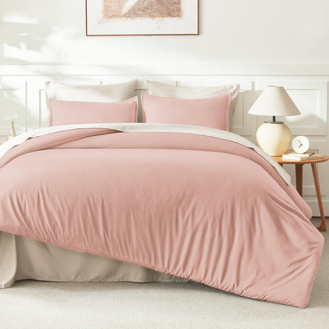 Litanika comforter unpacked and fluffed demonstrating quick loft recovery