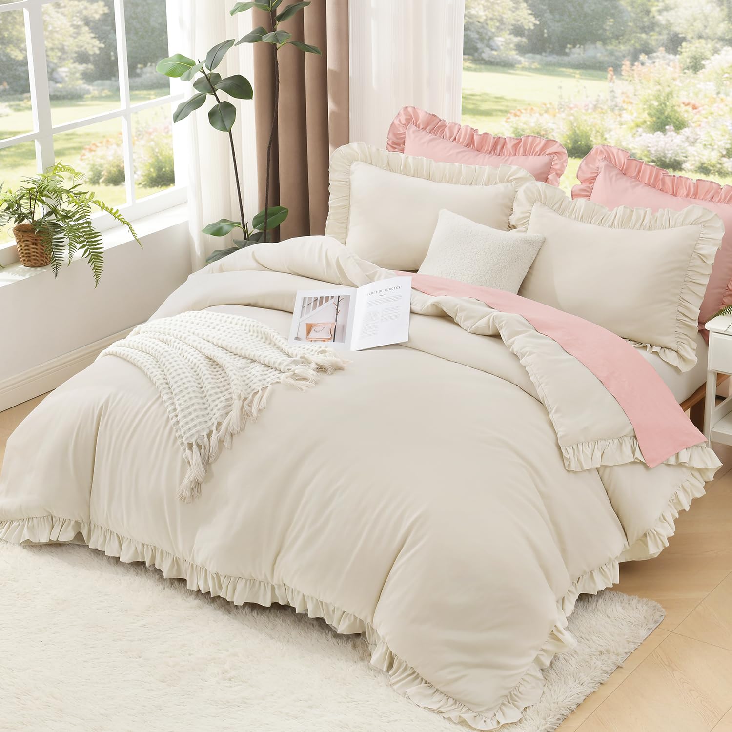 Litanika zoom on comforter fill showing fluffy, breathable fabric comfort
