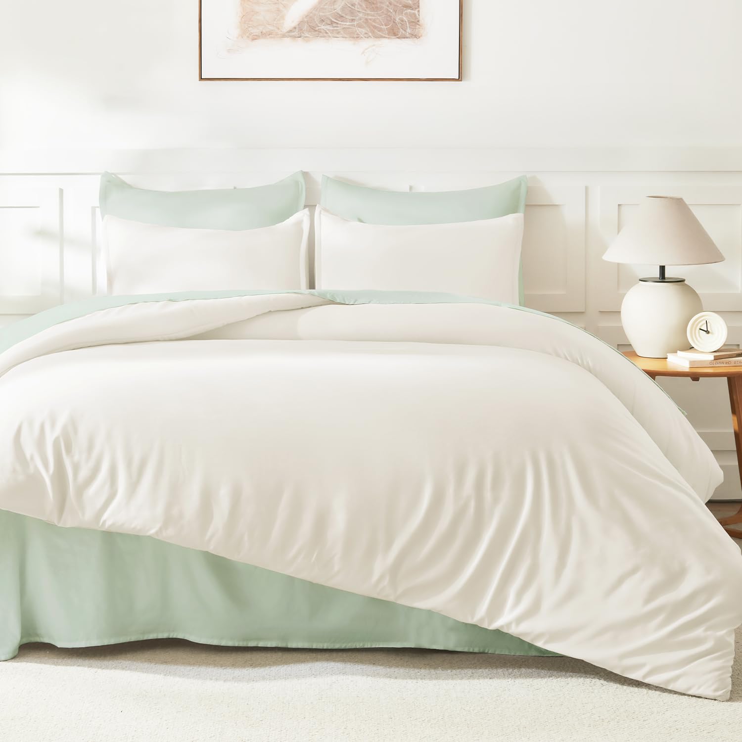 Litanika comforter fluffed after wash showing restored loft and warmth