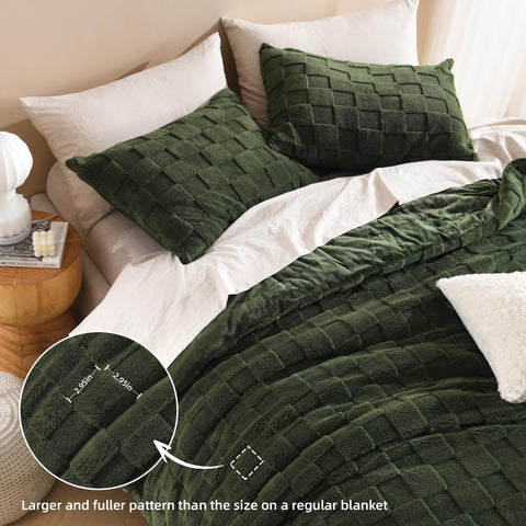 Litanika comforter on king bed lifestyle scene creating inviting bedroom comfort
