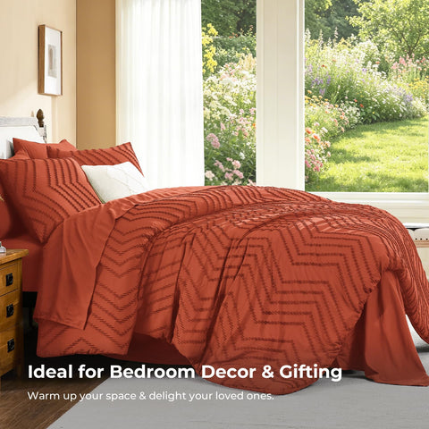 Litanika comforter side profile showing fluffy loft and even fill