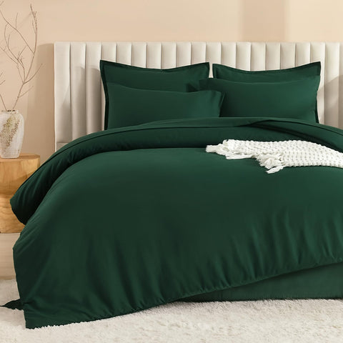 Litanika fitted sheet corner showing 14-inch pocket and secure elastic fit for mattresses