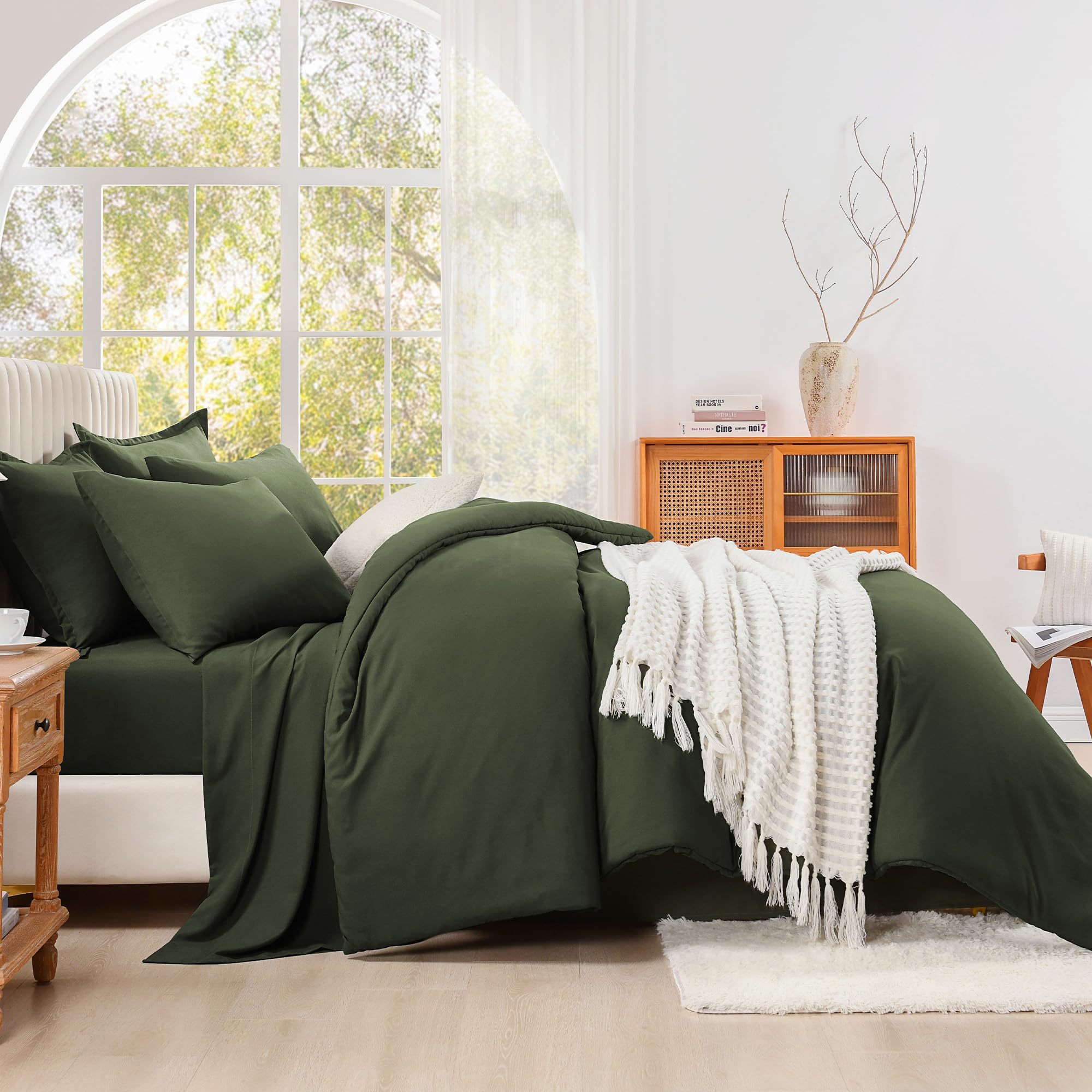 Litanika vacuum-sealed package showing compact shipping and easy unpacking