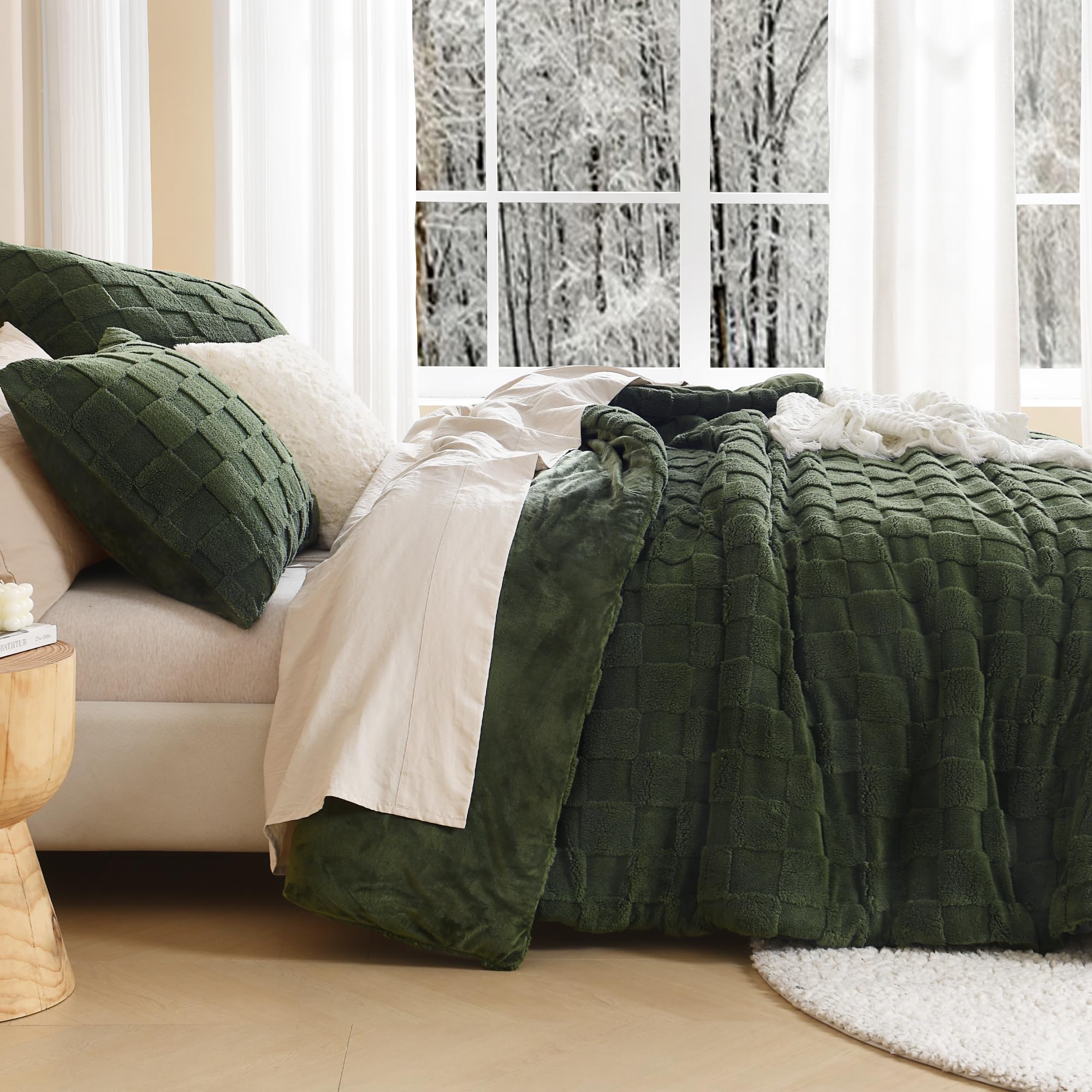 Litanika pillows and piping label close-up showing stitching and quality finish