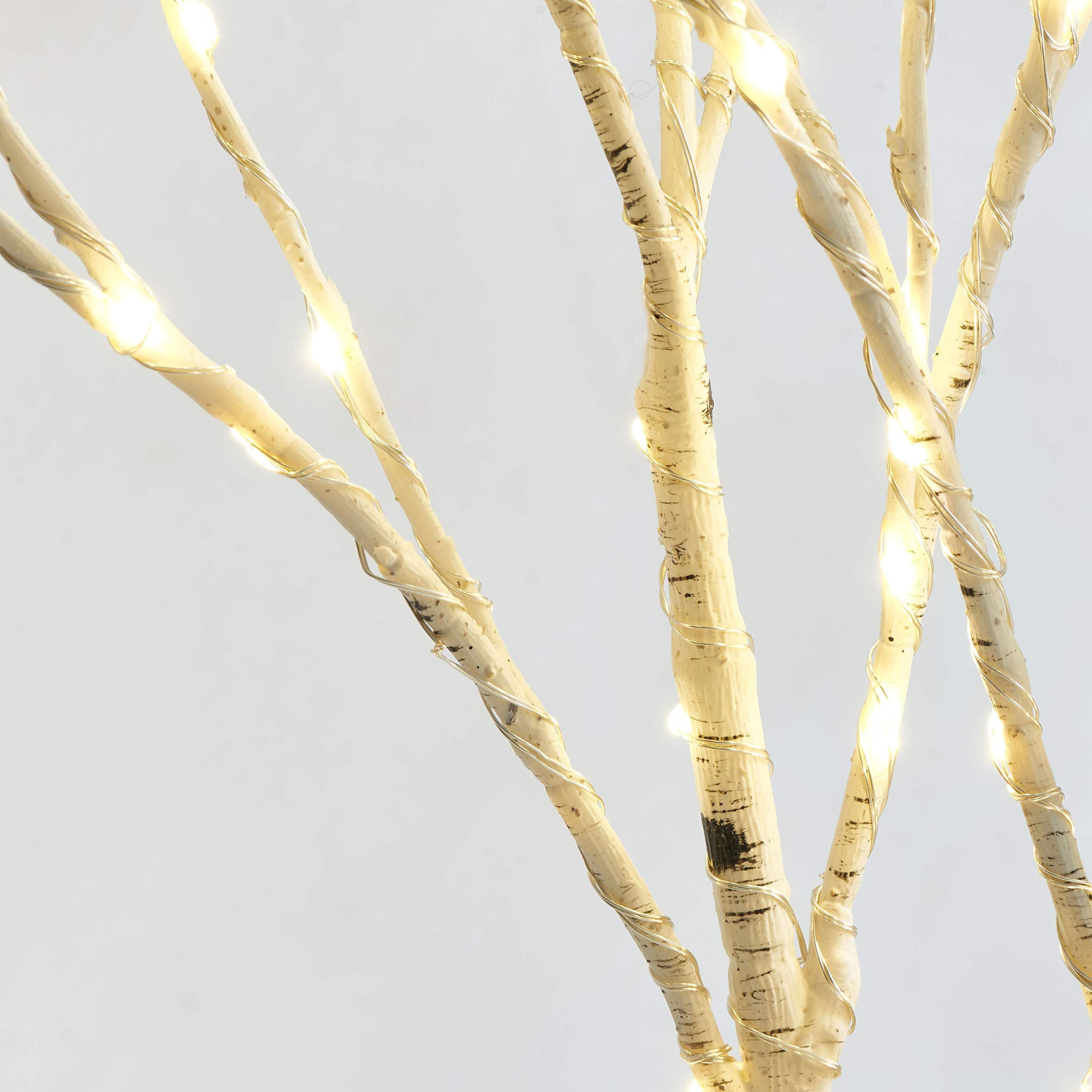 LITBLOOM LED cluster detail showing 100 multicolor and warm white bulbs for vibrant lighting.