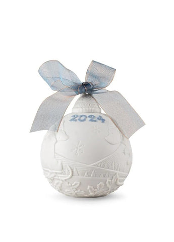 LLADRÓ front view of matte porcelain Christmas ball showing winter scene benefit: elegant holiday accent