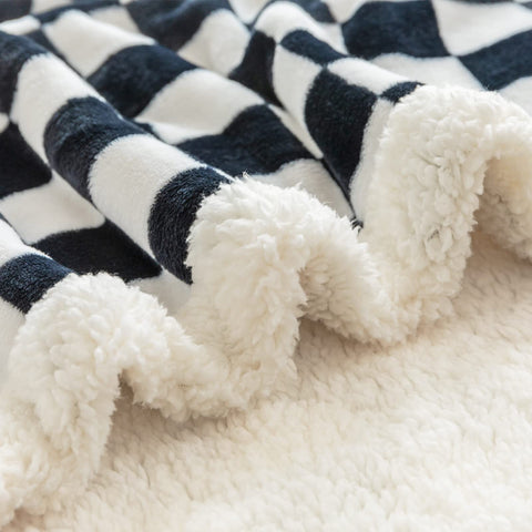 LOMAO sherpa reverse detail showing loft and extra warmth