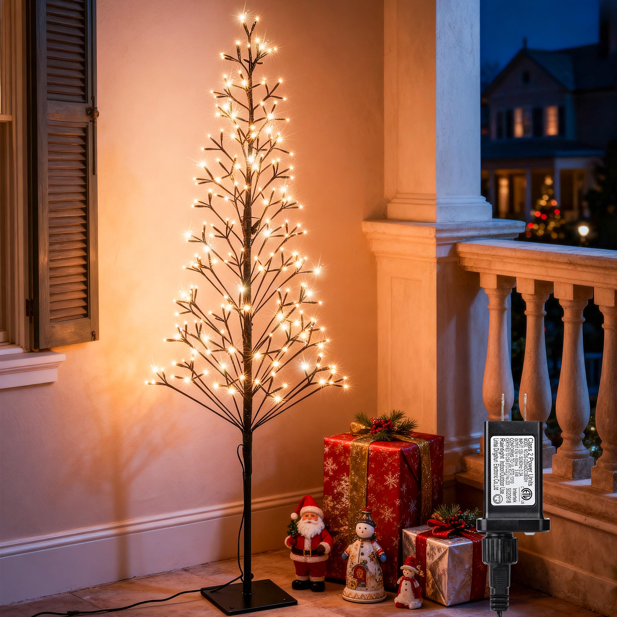 Lomotech front view of 5ft lit tree showing cozy warm glow