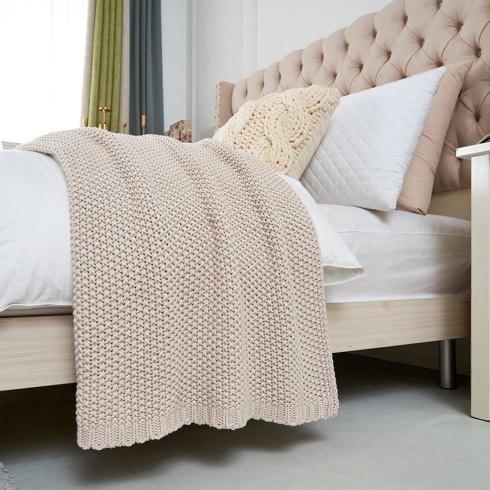 Longhui bedding corner detail shows knit edge durability and neat finish
